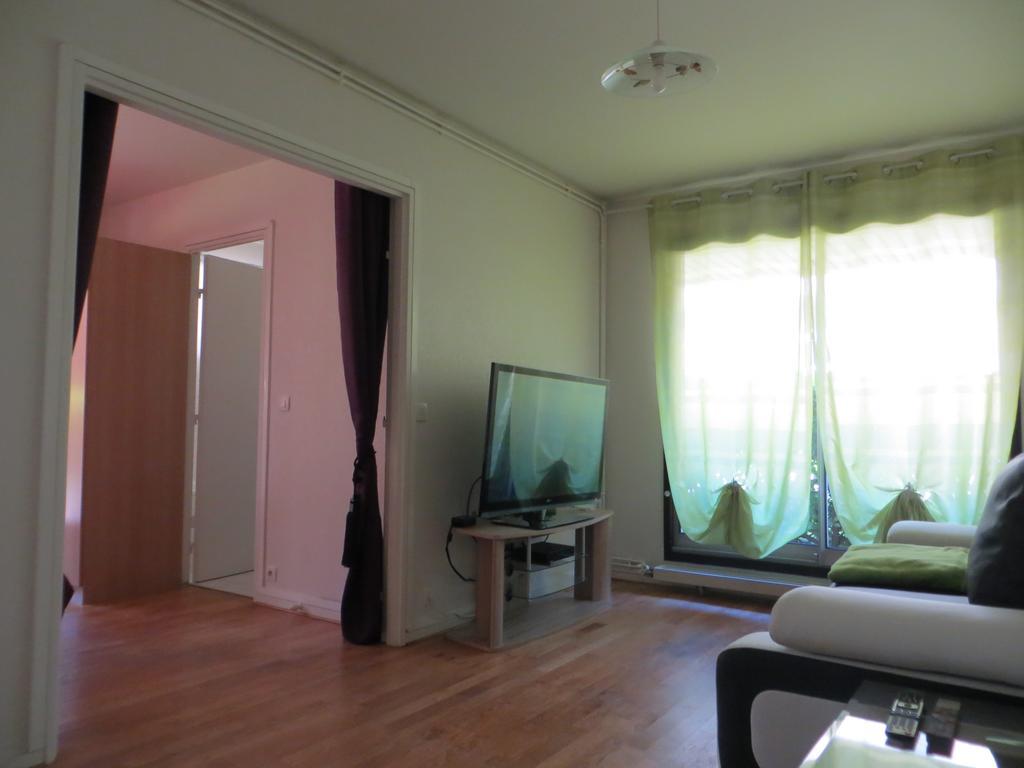 Foch St. Germain Apartment เมซง-ลาฟีตต์ ภายนอก รูปภาพ